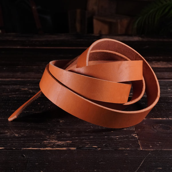 Hermann Oak - Natural Chestnut Saddle Skirting 11-13oz (Premium) CUSTOM STRAP LENGTHS